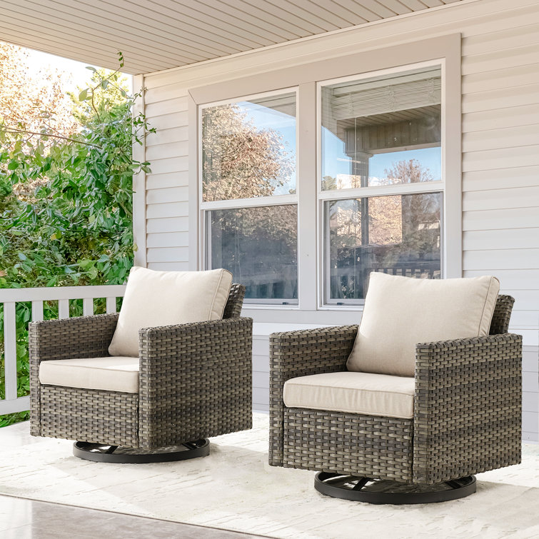 Porch discount wicker chairs